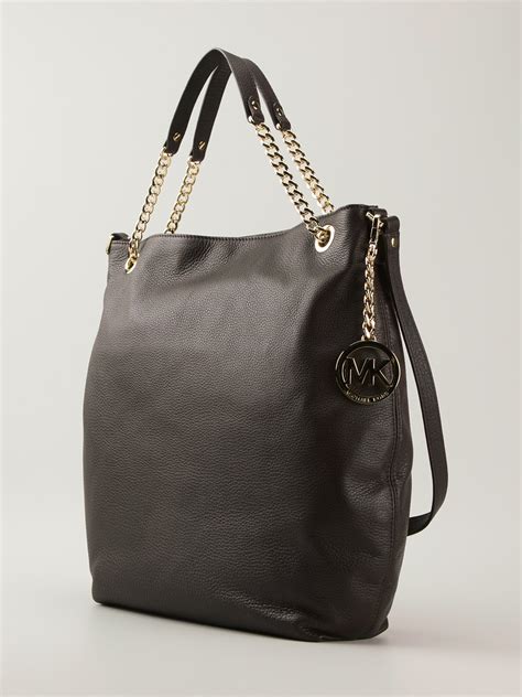 michael kors purse with chain straps|Michael Kors chain shoulder bag.